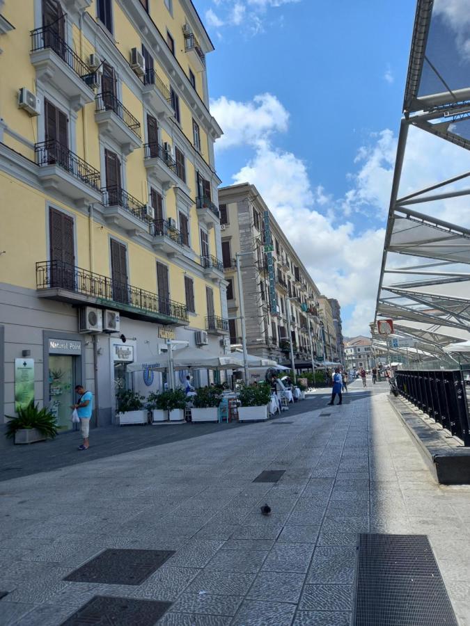 Ale Naples Holiday المظهر الخارجي الصورة